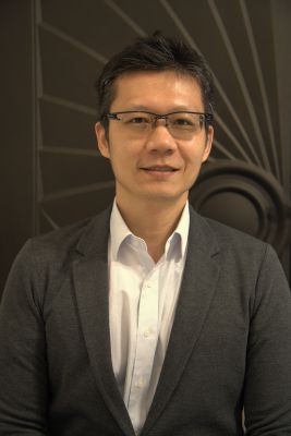 王郁仁照片
